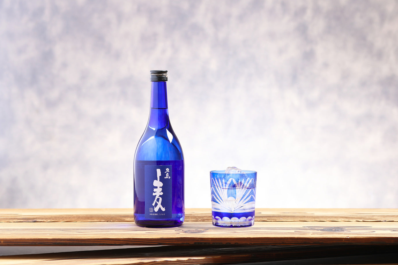 五島麦720ml 化粧箱入り